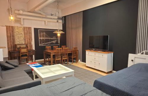 Pernaja Hotel | Schools Out OY