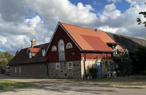 Lervik Hotel | Tunnby Gårdshotell