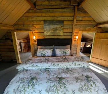 Botnhamn Villa | Cabin Magic Senja 2, Home away from home