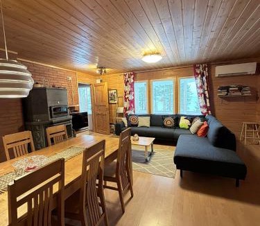 Koli National Park Ski Chalet | Lake Cottage Jänisvaara