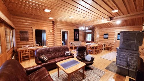 Kuhmoinen Villa | Loma-Pälsilä lakeside villa