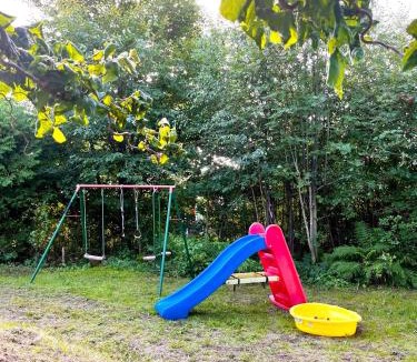 Ljungbyhed House | BlackBerry cabin National park