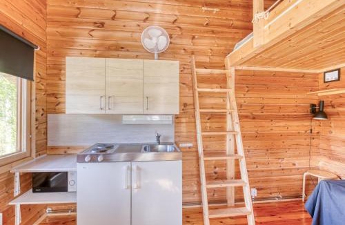 Pyha House | Pinetree Cottages Cabin with loft