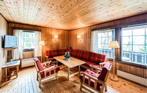 Nord-Fron House | Cozy Home In Vinstra With Sauna