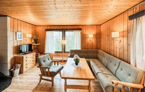 Nord-Fron House | Awesome Home In Vinstra With Sauna
