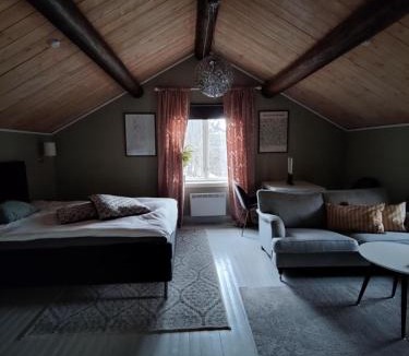 Javrebyn House | Jävregården