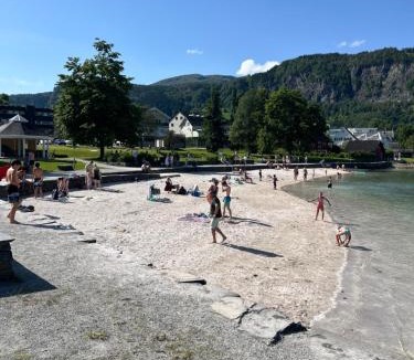 Norheimsund Apartment | Pen leilighet ved Hardangerfjorden