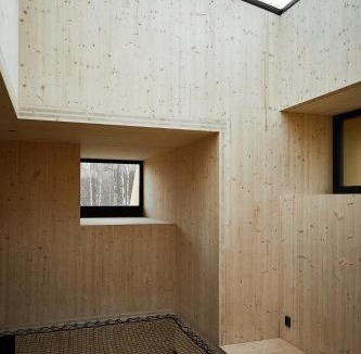 Kontiolahti Villa | Meteorite House