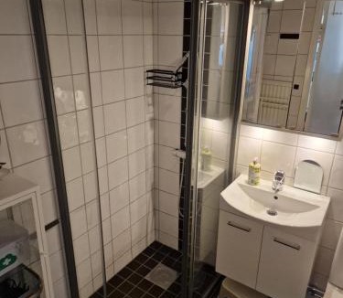 Visby Apartment | Central lägenhet i Visby -4 person inkl parkering