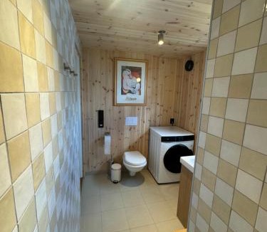 Henningsvaer House | Malnestomten