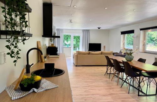 Orebro Villa | Eker Countryside House