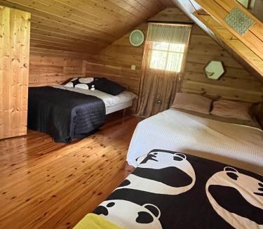 Utajarvi Ski Chalet | Private Riverside Cabin, Utajärvi
