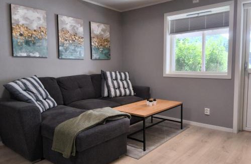 Otta Apartment | Modern 1BR City Centre Apt - Sleeps 4