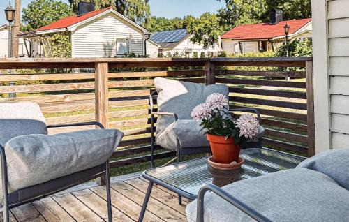 Tofta House | 2 Bedroom Lovely Home In Gotlands Tofta