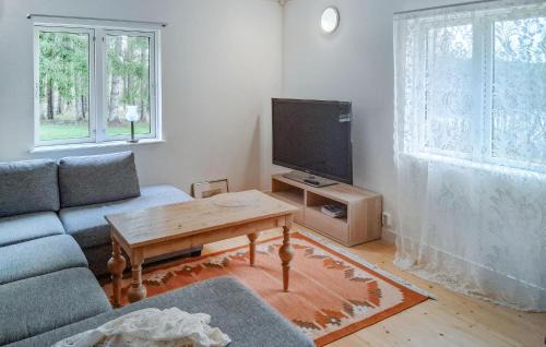 Östergötland House | Lovely Home In Rimforsa With Lake View