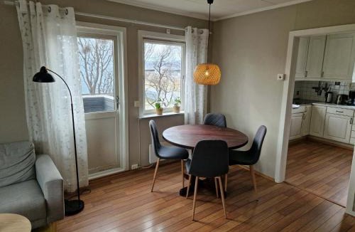 Vadso House | Huset på øya