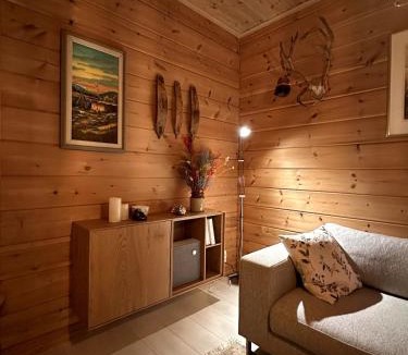 Storfjord Apartment | Nice Seaview cabin, between Tamok and Lyngen alps
