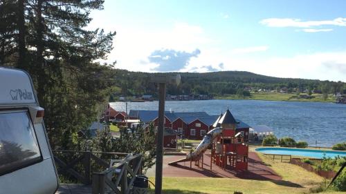 Mjallom Hostel | Norrfällsvikens Vandrarhem