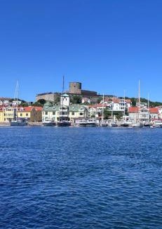 Arntorp Villa | Villa Kungalv Charge your electric car for free ,Jacuzzi