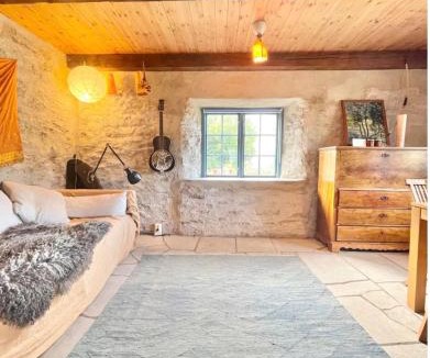 Nyhamn House | Nordic Stone House - Lummelunda Caves