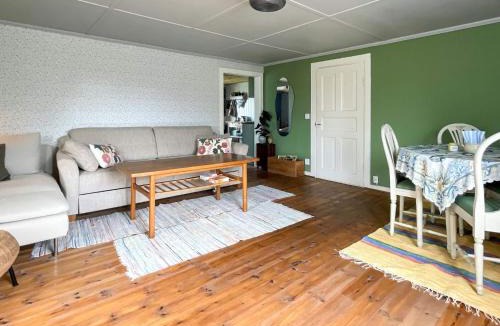 Farjestaden House | 4 person holiday home in FÄRJESTADEN