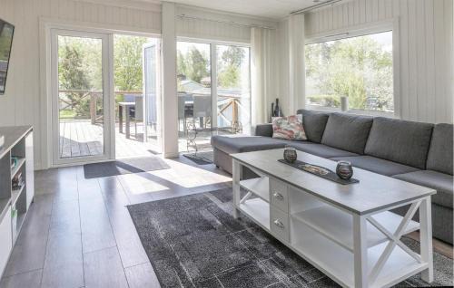 Hultsfred House | Stunning Home In Hultsfred With Sauna