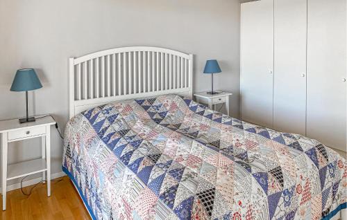 Vanern House | Amazing Home In Kristinehamn With Lake View