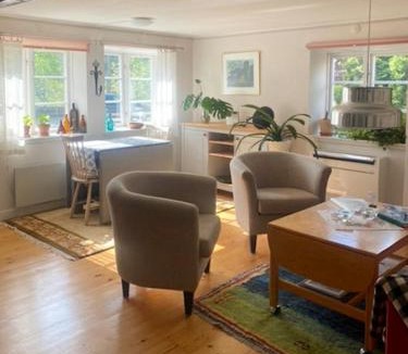Skane-Tranas House | Historic Cottage In The Heart Of Österlen