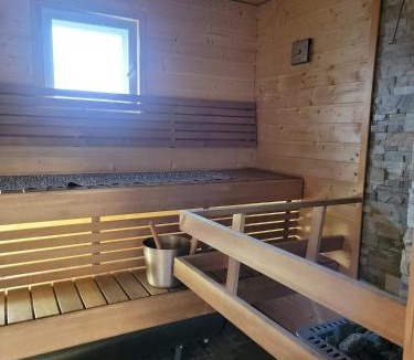 Saarijarvi Ski Chalet | Paris Beach
