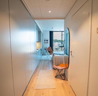 Lindholmen Apartment | Design Comfort at Karlatornet, Dream Views