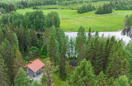 Sonkajarvi House | Holiday Home Hietaniemen usko by Interhome