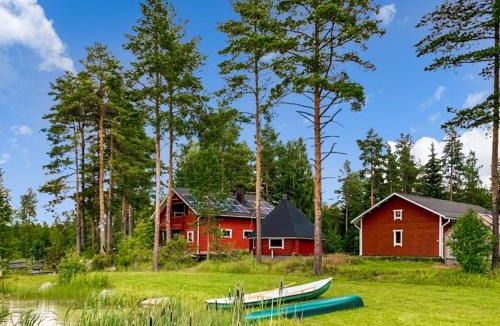 Kiuruvesi House | Holiday Home Kallioniemi by Interhome