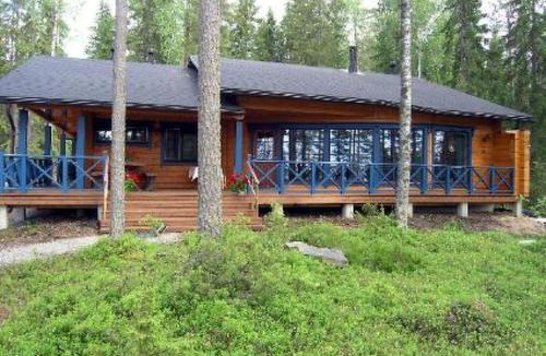 Haapamaki House | Holiday Home Mustikka by Interhome