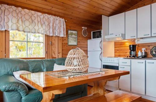 Kaavi House | Holiday Home Lahdenpohja- vaikon loma 7 by Interhome