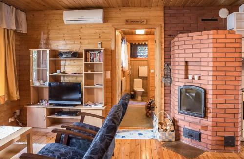 Mantyharju House | Holiday Home Kettukallio by Interhome