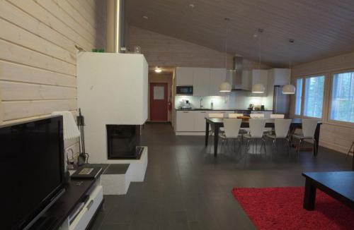 Yllas House | Holiday Home Vanamoinen by Interhome