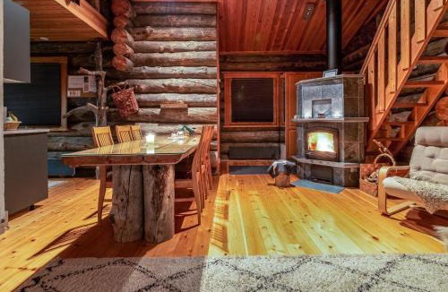Yllasjarvi House | Holiday Home Karkelo by Interhome