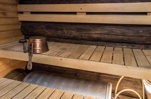 Yllasjarvi House | Holiday Home Tievatupa 2- pienempi by Interhome