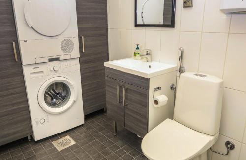 Aikkila House | Holiday Home Villa vuosseli a 1 by Interhome