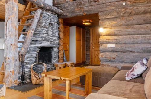 Salla House | Holiday Home Sallanhelmi e2 by Interhome