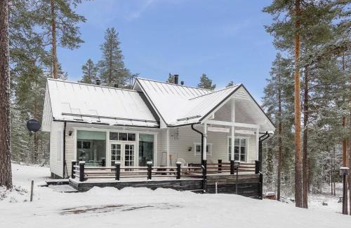 Salla House | Holiday Home Teppolan rinne by Interhome