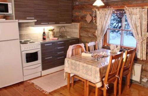 Vaaksy House | Holiday Home Kopinkallio 1 by Interhome