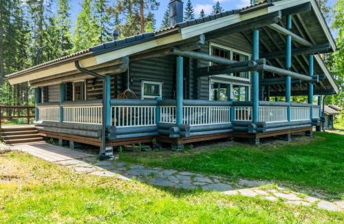 Tiainen House | Holiday Home Villa kotikoivu by Interhome