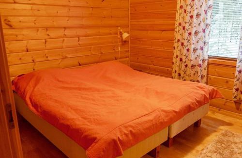 Akaslompolo House | Holiday Home Tunturitähti by Interhome