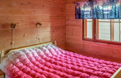 Akaslompolo House | Holiday Home Villa hytönen 2 by Interhome