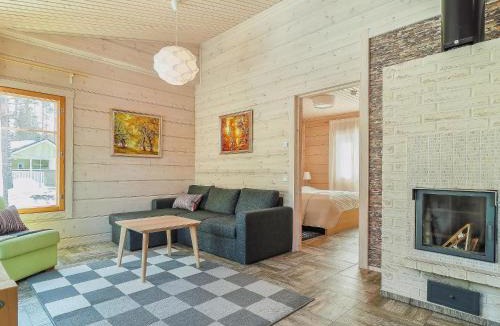 Jaala House | Holiday Home Villa anna by Interhome