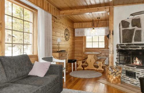 Salla House | Holiday Home Susitupa 5 by Interhome