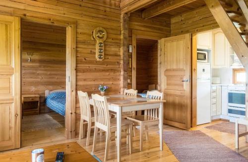 Pyhasalmi House | Holiday Home Mansikkaranta 2 by Interhome