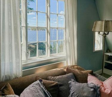 Gashaga House | Exclusive Archipelago Idyll With Magical Sunsets