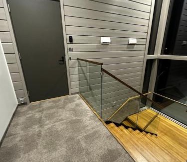 Ahtari House | Naava Chalet 401 Penthouse - Järvinäköala ilta-aurinkoon